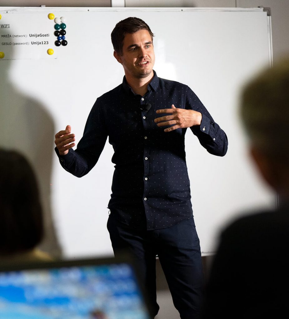 crt-grahor-strokovnjak za email marketing, tehnični postopki za kriptovalute